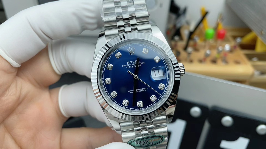 C Rolex Log 126300 Steel Belt Blue Disc