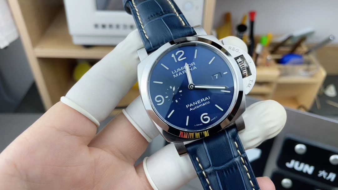 VS Panerai PAM0131 blue belt disc