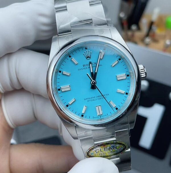 C Rolex Perpetual 124300 Steel Belt Tiffany Blue Disc