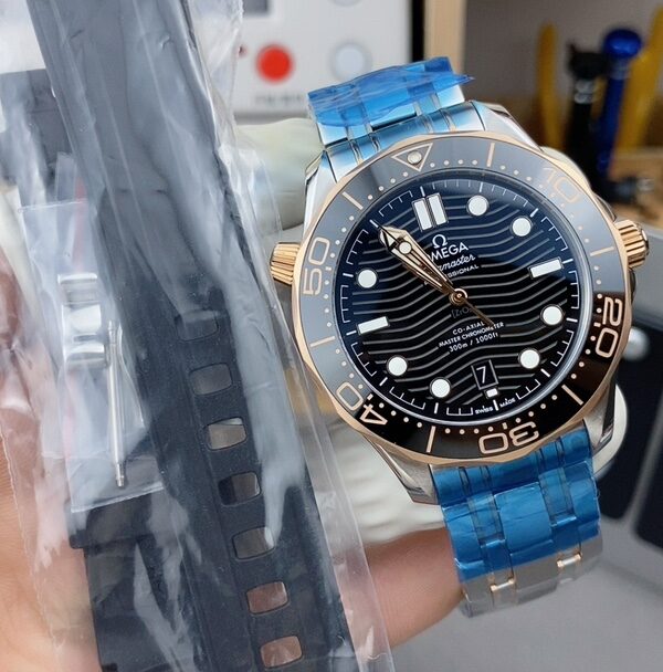 VS Omega Rose Seahorse Steel Strip Black Plate