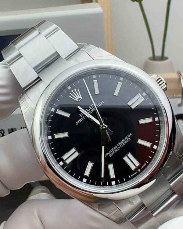 VS Factory Rolex Perpetual Series 124300 Steel Strip Black Plate