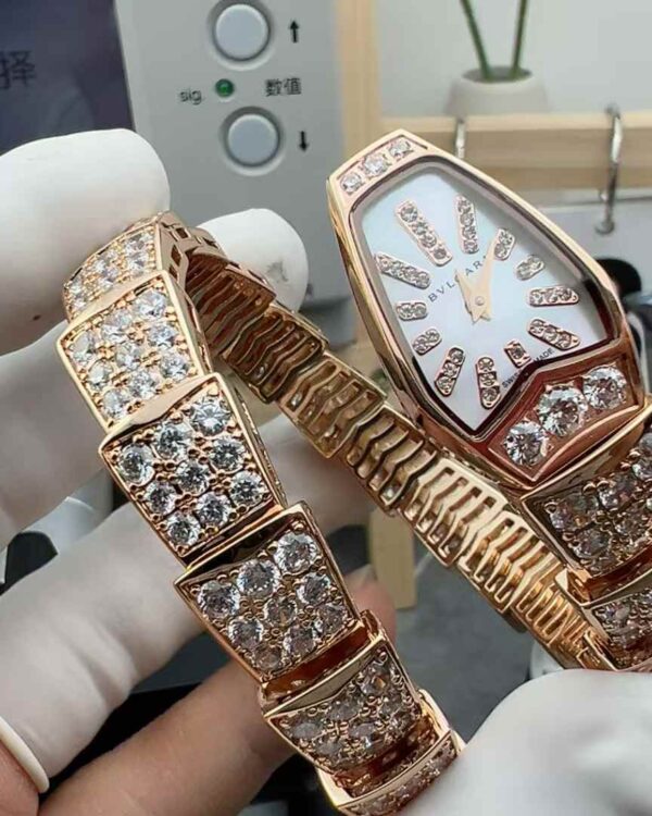 Bulgari 103250 full of diamond snakes and white steel belt plate