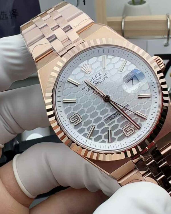 ES Factory Rolex 127335 rose gold land carrier steel strip white plate