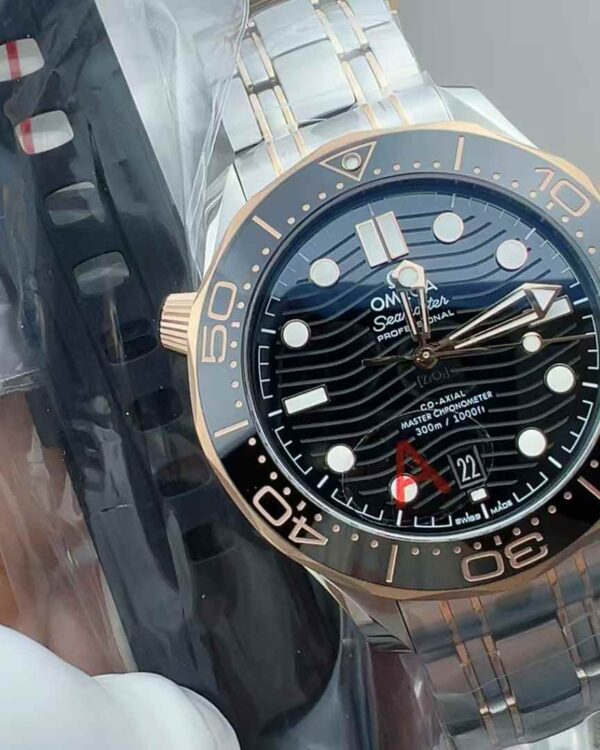 VS Factory Omega Rose Golden Seahorse 300 Steel Strip Black Plate