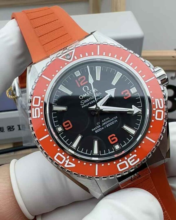 VS Factory Omega watch fourth-generation seahorse 600 rubber belt black plate orange circle