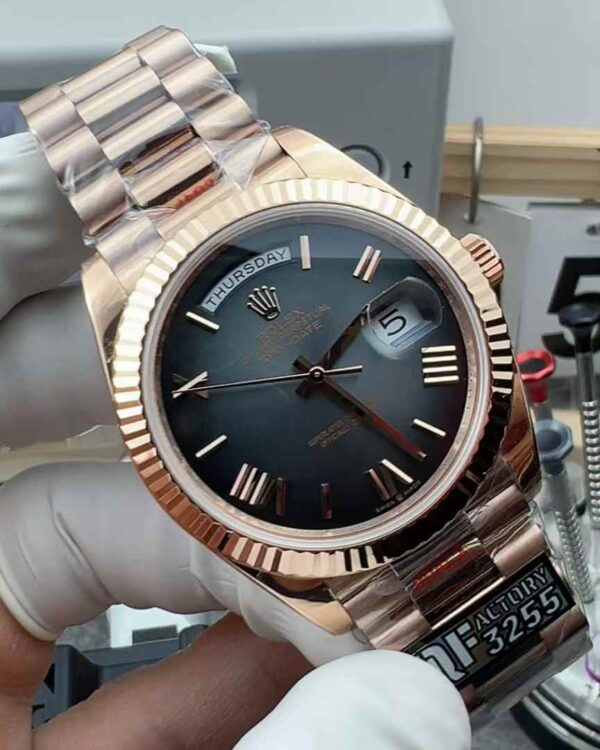QF Factory Rolex rose gold week calendar 228235 five-baht chain grey plate
