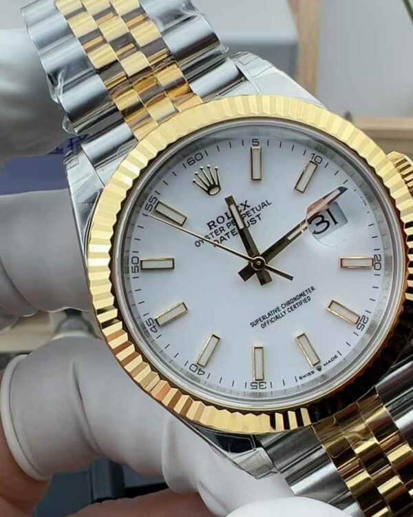 VS Factory Rolex Log 126333 rooms with gold steel strips and white plates