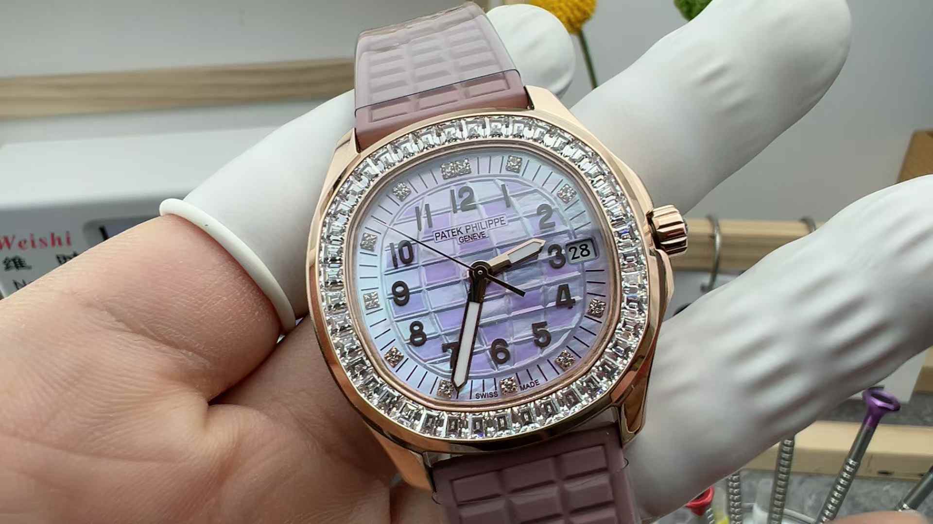 TW Factory Patek Philippe 5072R grenade rose gold full diamond ring drill nail time scale Fritillaria purple-faced women's rubber belt