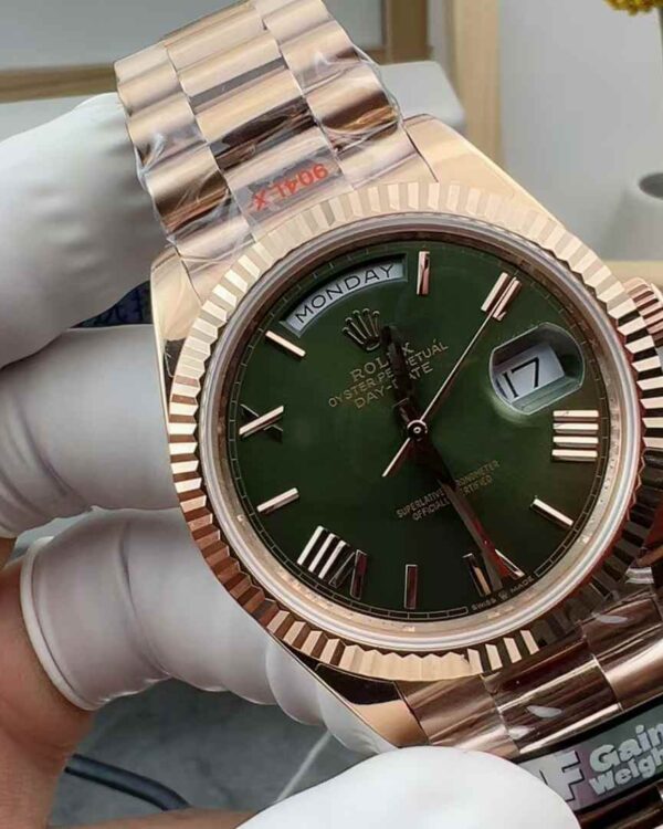QF Factory Rolex Log 228235 green-faced rose gold steel strip