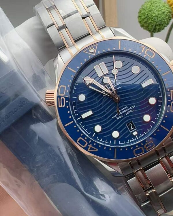 OR Factory Omega Seahorse 300 blue-faced rose gold inter-gold ceramic ring steel strip